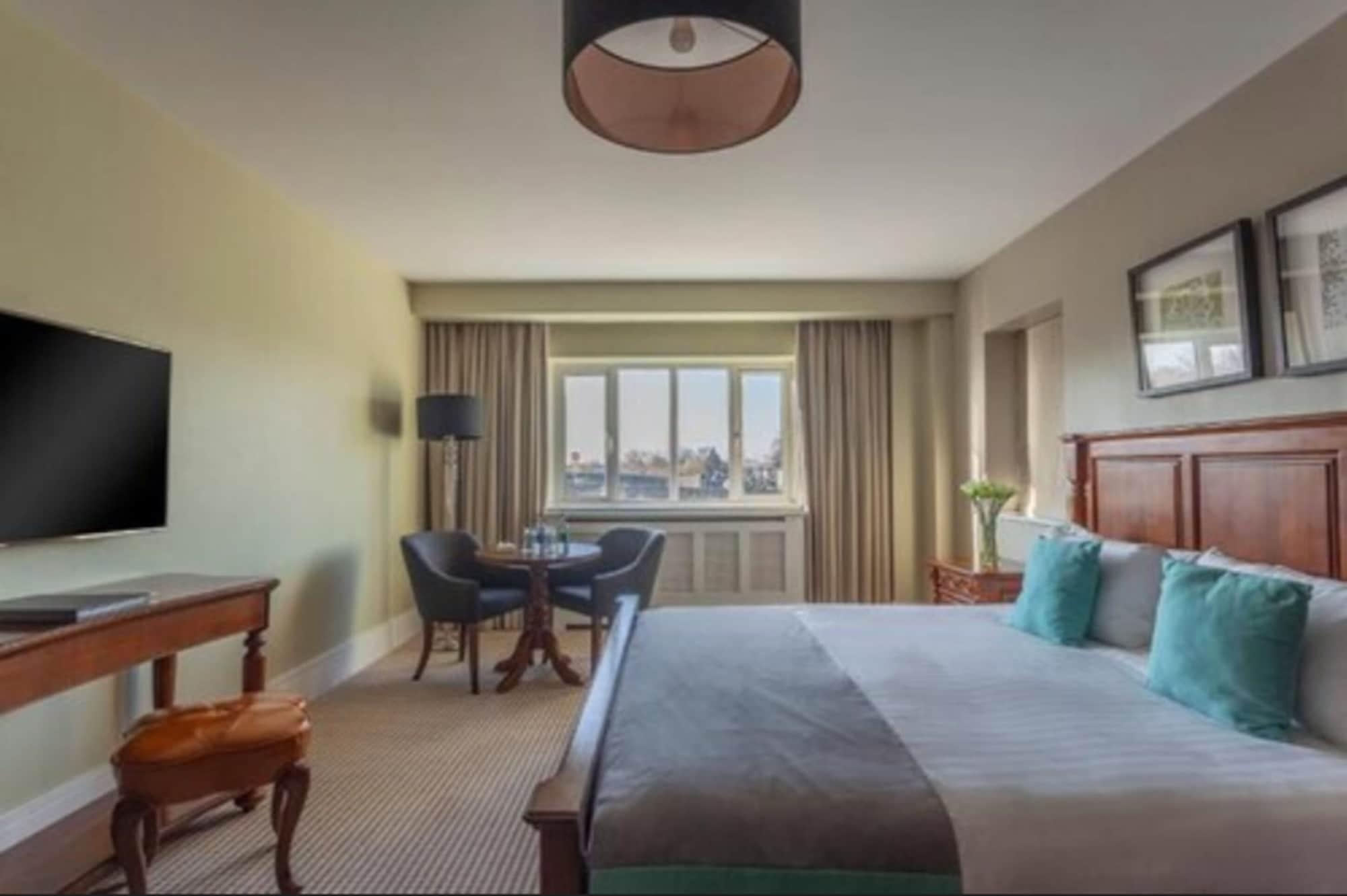 Glenroyal Hotel เมย์นูท ภายนอก รูปภาพ